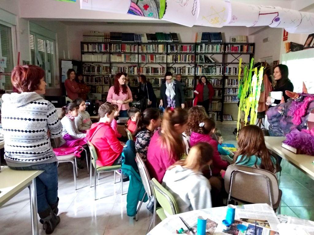 Cuentacuentos, Manualidades y Encuentro con Autora